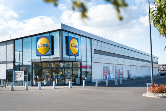 LIDL is hiring: grow your career with us in Australia